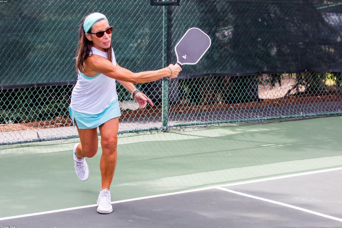 Best Pickleball Paddles for Beginners in 2026: Top Picks Tested